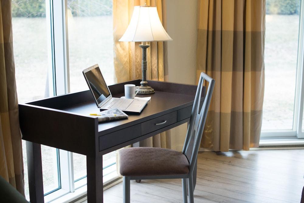Days Inn By Wyndham Montmagny Extérieur photo
