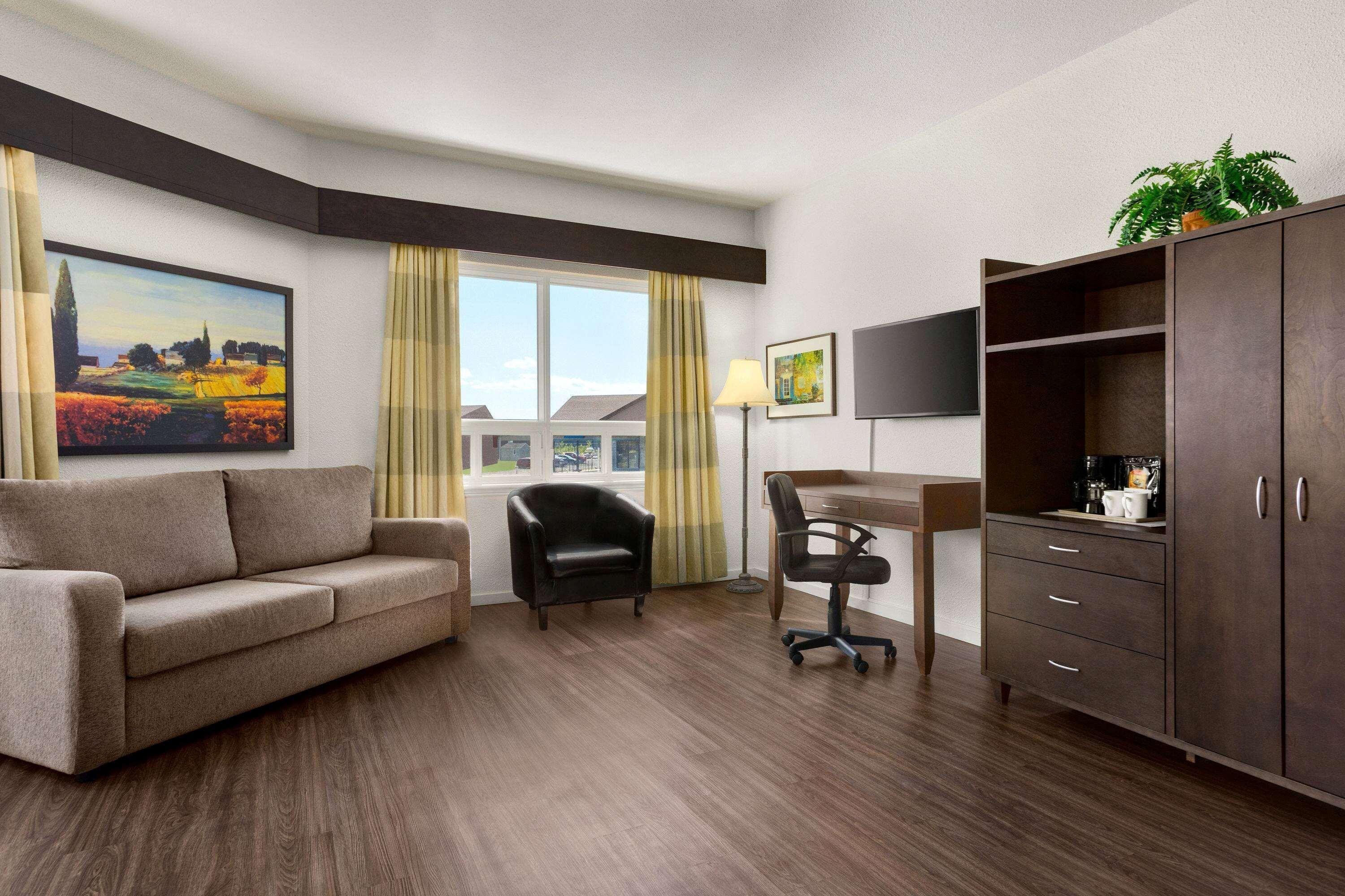 Days Inn By Wyndham Montmagny Extérieur photo