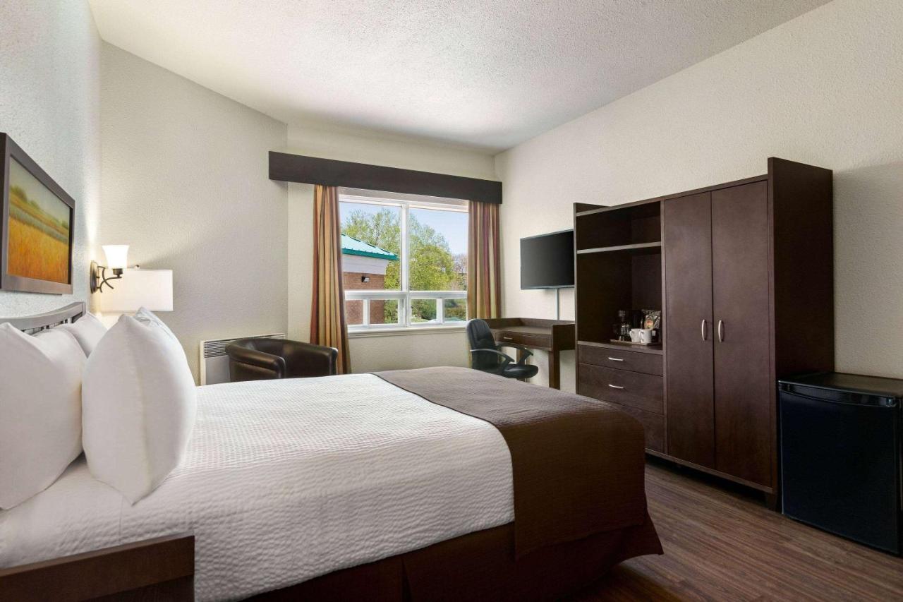 Days Inn By Wyndham Montmagny Extérieur photo