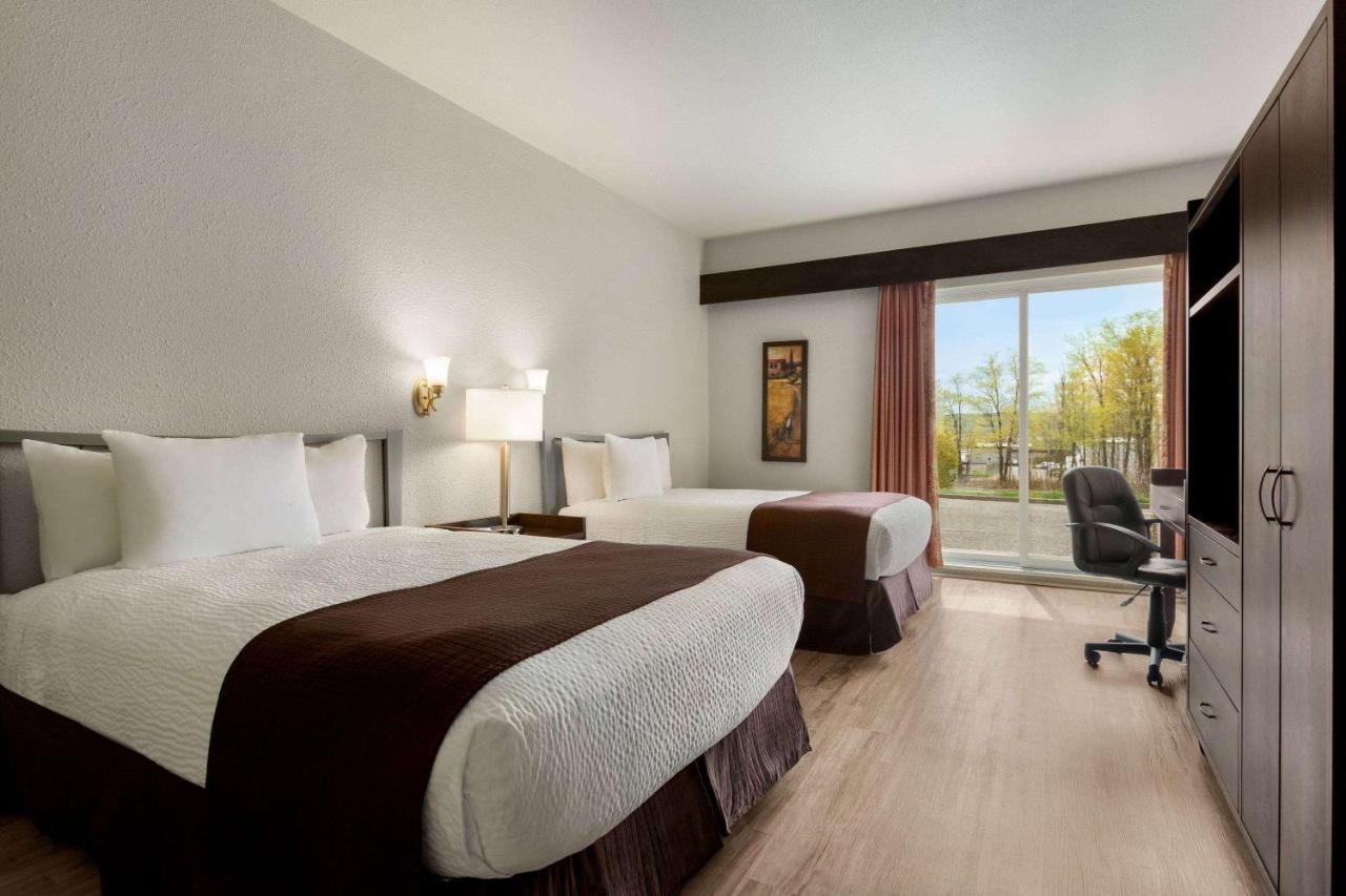 Days Inn By Wyndham Montmagny Extérieur photo