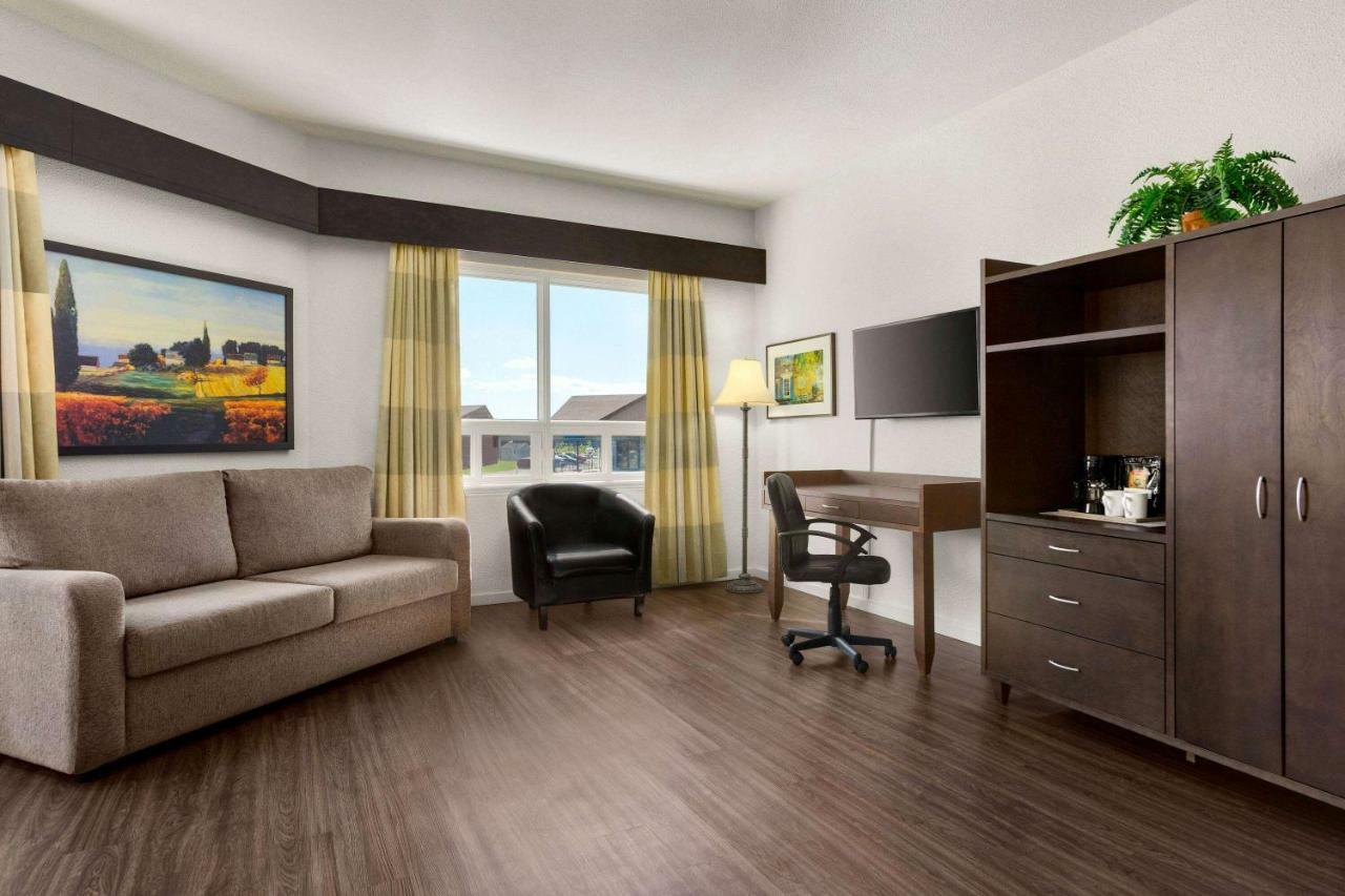 Days Inn By Wyndham Montmagny Extérieur photo
